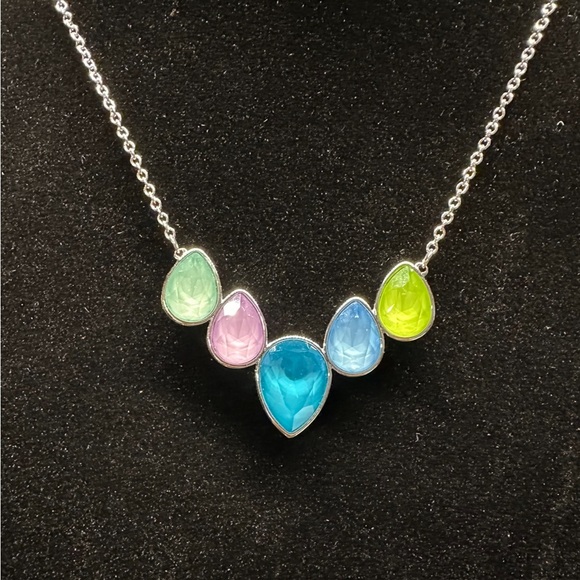 LAST ONE!

Brand new, retired from a previous catalog. - Picture 2 of 2